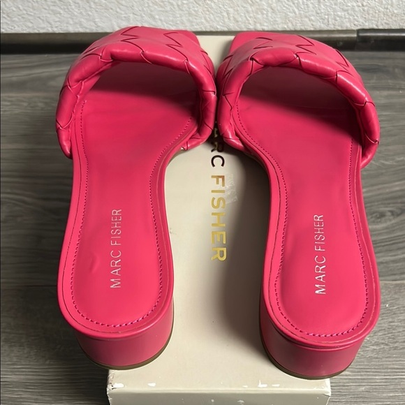 Marc Fisher Women's Casper Lattice Weave Dress Sandals - Picture 4 of 6